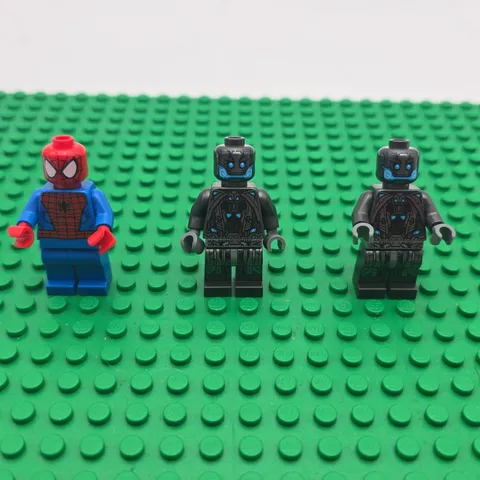 LEGO Marvel Spider-Man & 2 Ultron Sentry Minifigure Lot Genuine LEGO