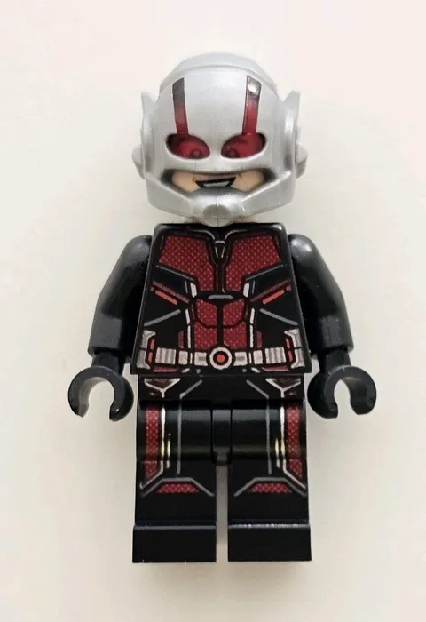 Lego Marvel Avengers Scott Lang Ant-Man Minifig Minifigure