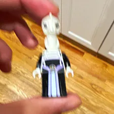 LEGO Star Wars Asajj Ventress Minifigure White Headpiece Black Dress