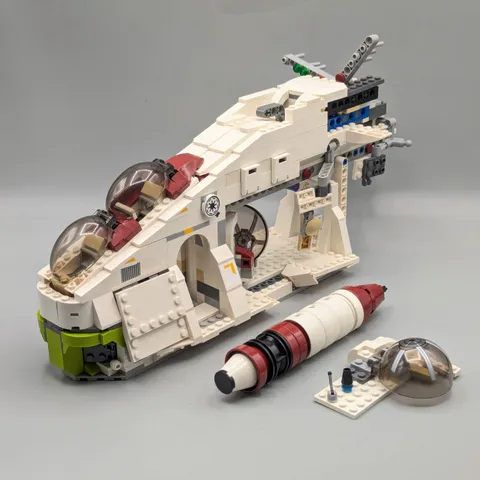 2013 LEGO Star Wars 75021 Republic Gunship INCOMPLETE