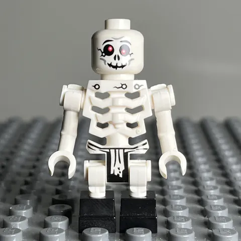 LEGO minifigure Bonezai njo0008 Ninjago Golden Weapons 2258 2505 2520 1L