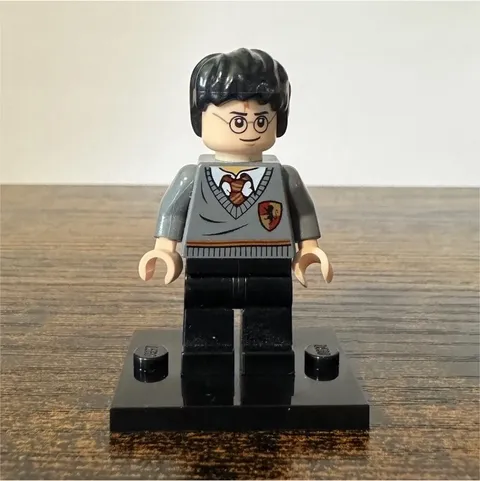 LEGO Harry Potter Minifigure w/ Glasses Gray Sweater Black Hair Black Legs