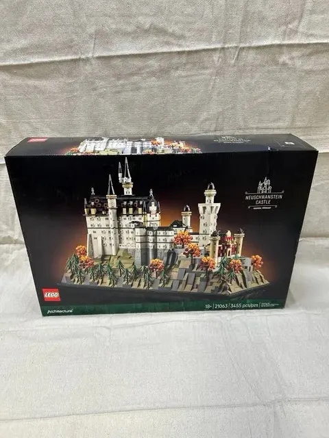 Lego Neuschwanstein Castle (21063) **Used/in Original Packaging**