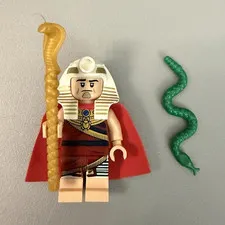 LEGO Pharaoh's Quest Pharaoh Minifigure w/ Staff, Cape & Green Snake Plastic