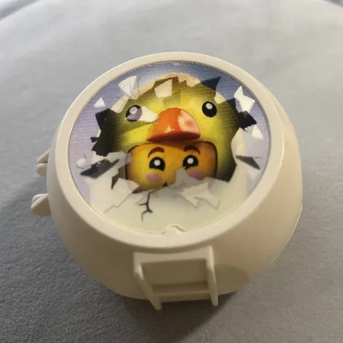 LEGO -29632c17pb01 Town Holiday White Easter Egg Pod for Chicken Skater hol144  