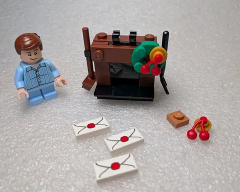 Lego Dudley Dursley Harry Potter Mini Figure Fireplace Advent Calendar Set