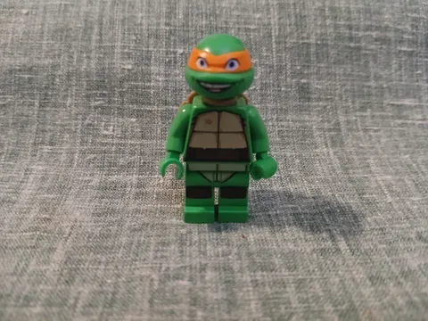 LEGO Teenage Mutant Ninja Turtles Michelangelo Minifigure tnt003 Complete Shell
