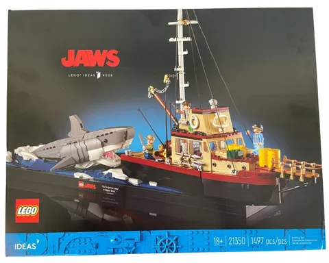 LEGO Ideas Jaws Shark 21350 Toy and Diorama Building Set NEW FACTORY SEALED