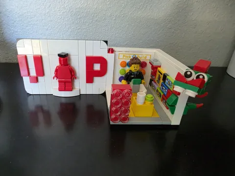 LEGO Promotional: Iconic Vip Set (40178)