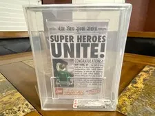LEGO 2011  GREEN LANTERN DC NYCC EXCLUSIVE CAS 85+ NOT AFA SDCC RARE!