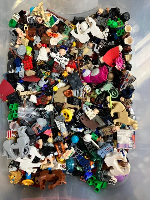 Lego Mini-figures HUGE 2 lb lot pieces  Minifigures Star Wars Super Hero Disney