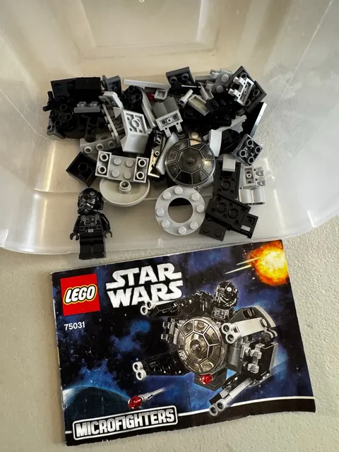 LEGO #75031 STAR WARS - TIE Interceptor 100%