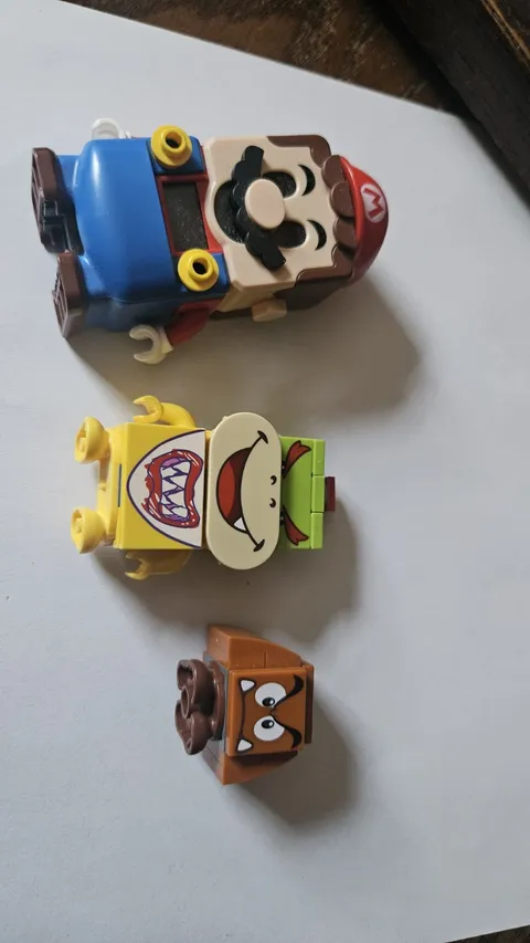 Lego Super Mario Luigi Interactice, Goomba, and Bowser Jr