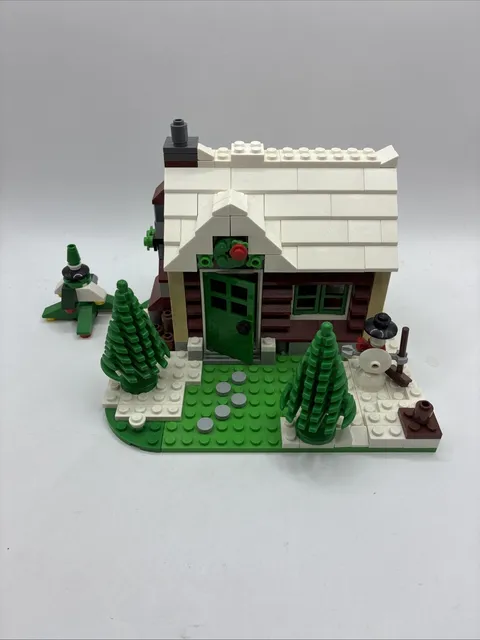 LEGO CREATOR: Changing Seasons (31038) Santa Sleigh - Incomplete Set