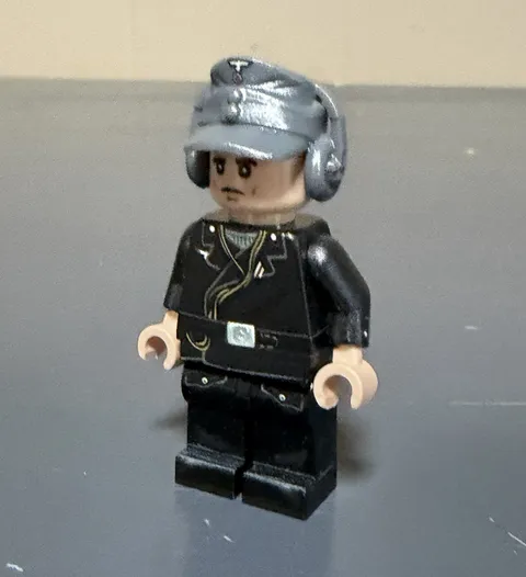 Brickmania WWII Panzer Crewman V2