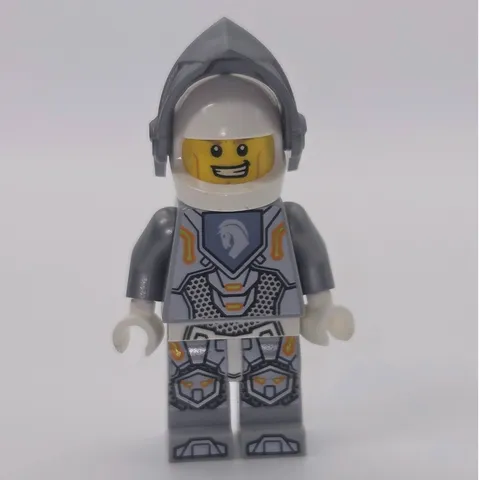 LEGO Nexo Knights Lance Richmond Minifigure Pearl Light Gray Armor Helmet