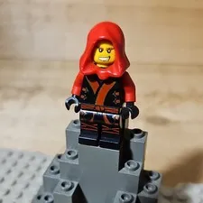 LEGO Plastic Hooded Ninja Minifigure Red Hood Black Outfit Figure