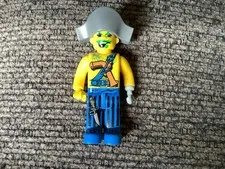 Lego 2004 Pirates 4j015 CAPTAIN KRAGG 2" Tall Minifigure