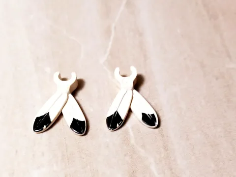 LEGO Feather Clip Lot of 2 Black White EAGLE FEATHERS Native Ceremonial Plume