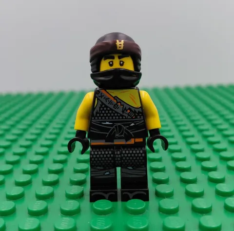 LEGO Ninjago Cole njo0472 Hunted Gold Asian Symbol Minifigure From 70653 njo472