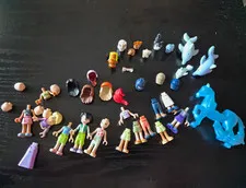 LEGO Friends Bulk Lot Minidoll Parts, Accessories & Animals, Multicolor