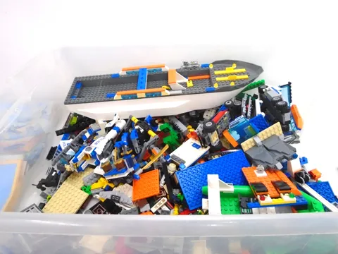 Large Lot Of Lego sets City Minecraft Figures Creator sets + more see pics