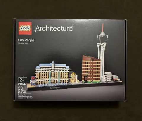 DAMAGED BOX LEGO Architecture Las Vegas 21047 Nevada Skylines Landmark Retired