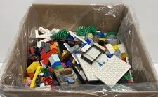 LEGO Building Bricks and Parts Bulk Lot Mixed Themes Approximately 8 lbs Loose