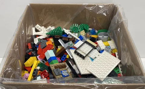 LEGO Building Bricks and Parts Bulk Lot Mixed Themes Approximately 8 lbs Loose