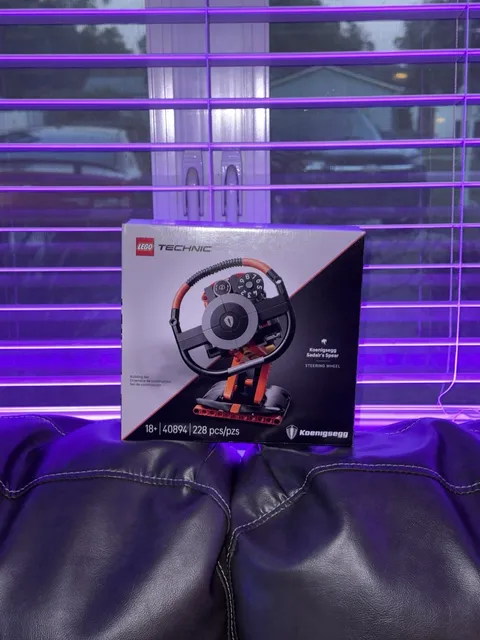 FAST SHIPPING! LEGO Technic 40894 Koenigsegg Sadair's Spear Steering Wheel