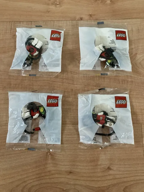 Lego Vintage Space KC016 M:Tron Key Chain 198556 New Sealed X4
