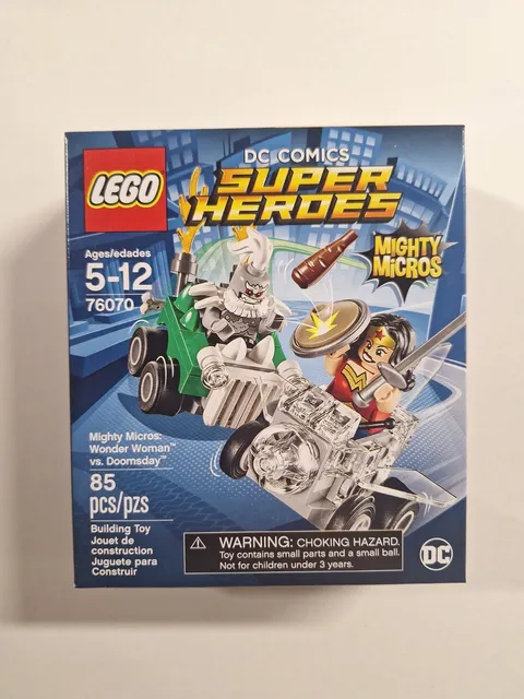LEGO DC Comics Super Heroes: Mighty Micros: Wonder Woman vs. Doomsday (76070)