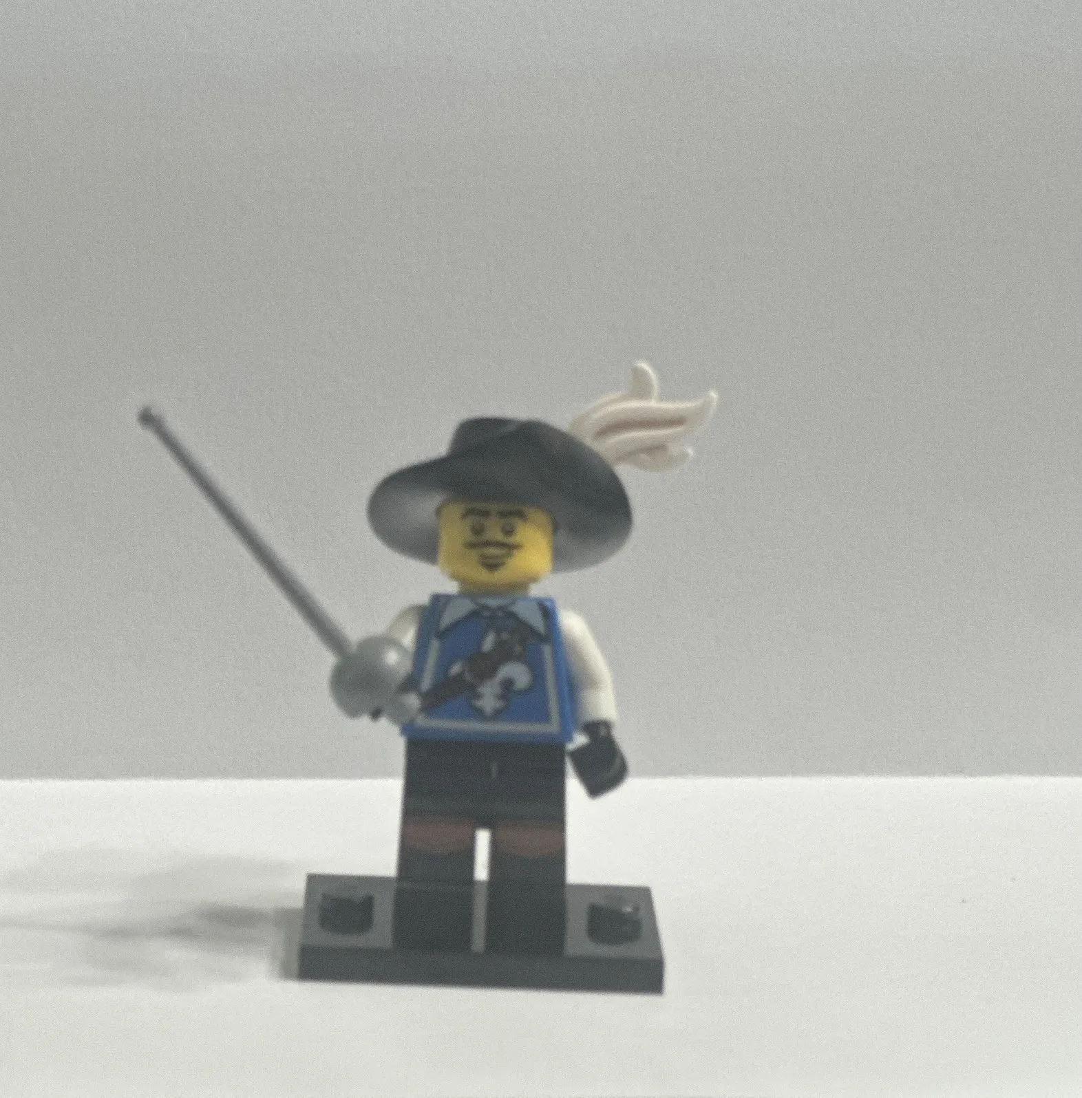 LEGO Minifigures Series 4 Complete Set 8804