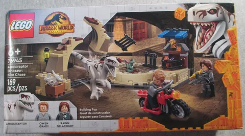 LEGO  Atrociraptor Dinosaur Bike Chase #76945 - Sealed Jurassic World - 169 pcs
