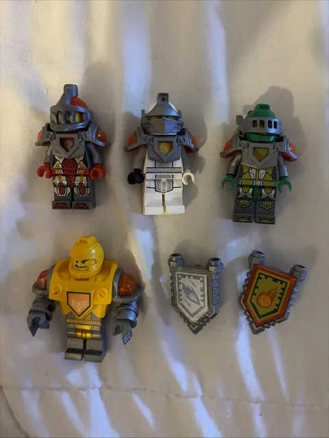 Lot of  Lego Nexo Knights Minifigures -