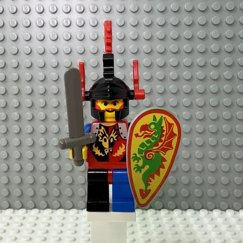 Lego Castle Minifigure cas219 Knights Dragon Master Red Plumes 1993 No Cape
