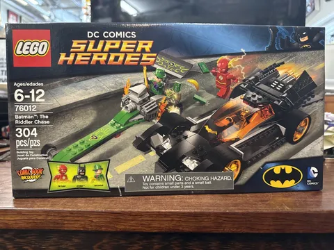 LEGO Batman: The Riddler Chase 76012 DC Super Heroes Sealed  Set 304pcs MINT