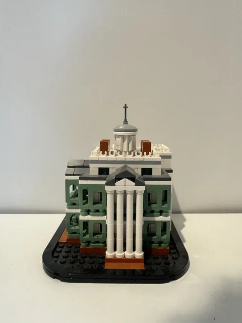 LEGO Disney: Mini Disney the Haunted Mansion (40521)