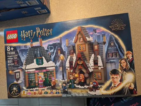 LEGO Harry Potter Hogsmeade Village Visit 76388 Brand New Sealed