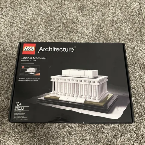 LEGO Architecture Set Lincoln Memorial 21022 Brand New Sealed