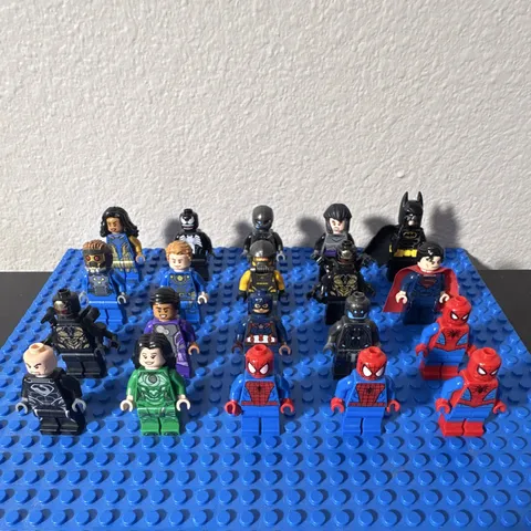 LEGO Super Heroes Minifigure Lot Batman Superman Spider-Man Captain America