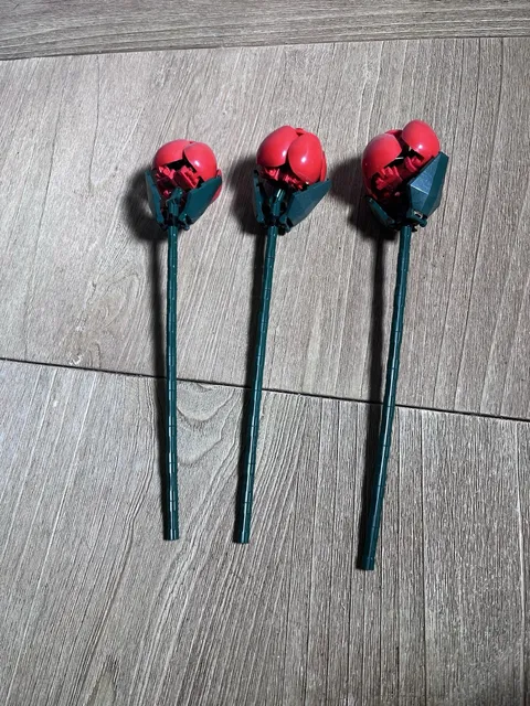 LEGO BOTANICALS Three LONG STEM ROSES NO BOX