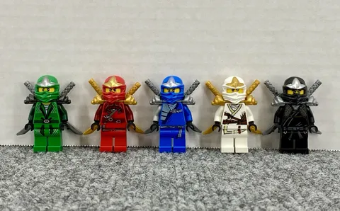 Lego Ninjago Minifigures Rise of the Snakes ZX Kai Jay Zane Cole Lloyd Lot X 5