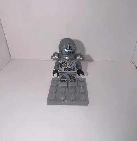 LEGO 70748 - NINJAGO - Zane / Titanium Ninja - Minifig / Minifigure 