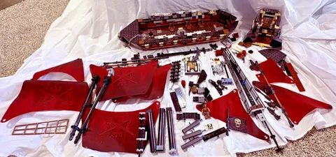 Lego 4195 Queen Anne’s Revenge INCOMPLETE SET Retired