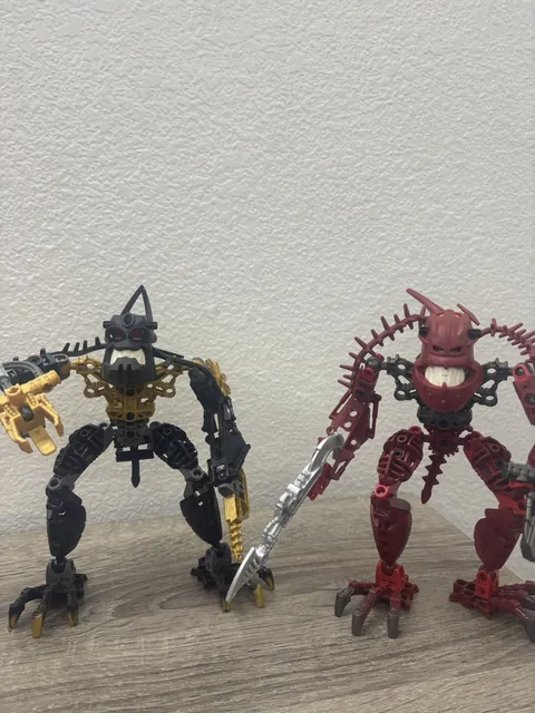 LEGO Bionicle Piraka Lot