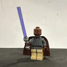 LEGO Star Wars Mace Windu with chrome lightsaber