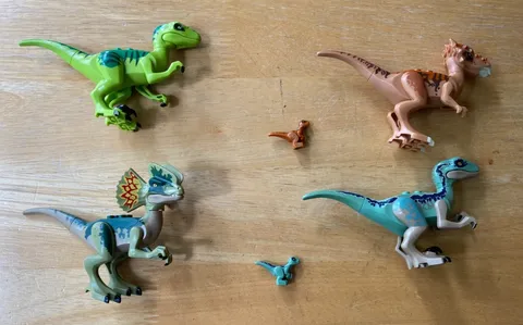 LEGO Jurassic World Dinosaur 6pc Lot Mini Figures Including 2 Babies
