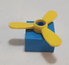 Lego Duplo 92011 Dark Azure Blue Brick 2x2 with Top Pin Piece & Yellow Propeller