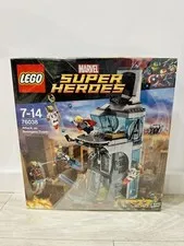 LEGO MARVEL 76038 Attack on Avengers Tower - BRAND NEW - RARE RETIRED SET!